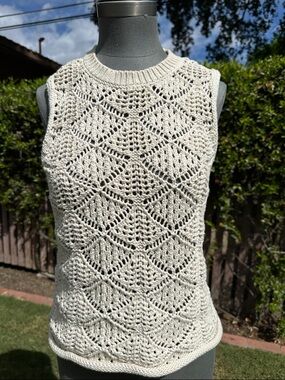 Nordstrom Rack Cream Knit Sleeveless Shell Top